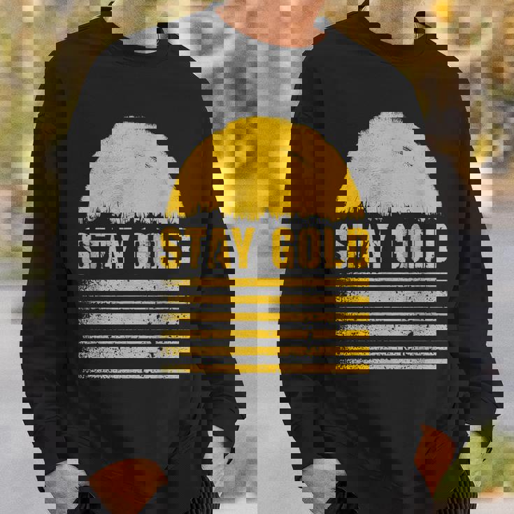 ステイゴールド 太陽 レトロ風 ストライプ 力強さ スウェットシャツ 彼への贈り物