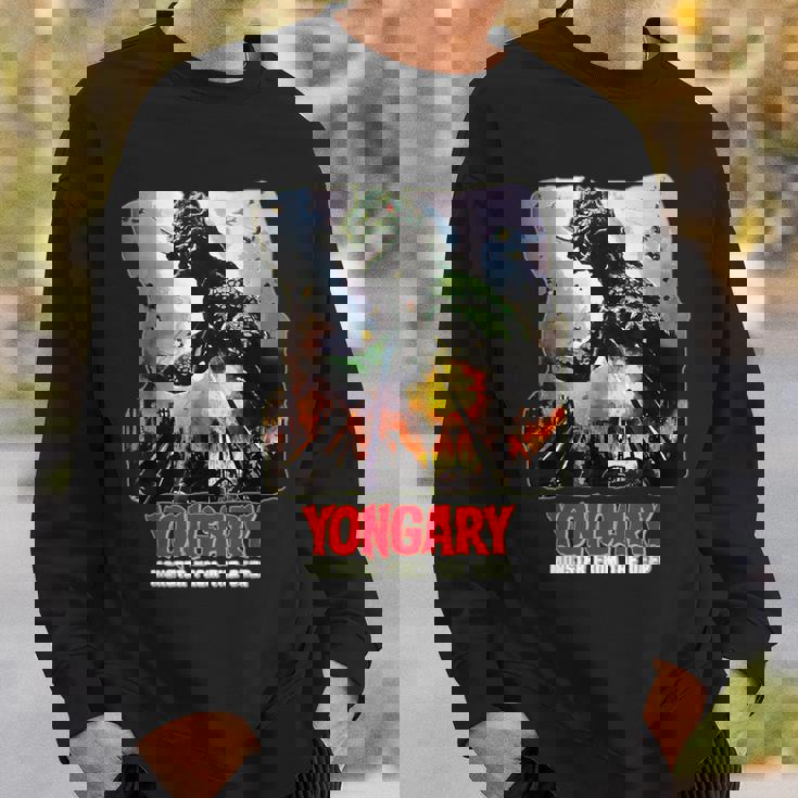 ディープホラーsfからのヨンガリーモンスター スウェットシャツ 彼への贈り物