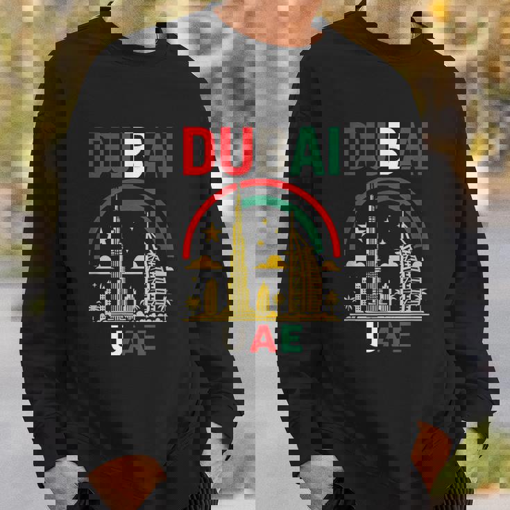 ドバイuaeスカイラインデザイン – ブルジュハリファとヤシの木 スウェットシャツ 彼への贈り物