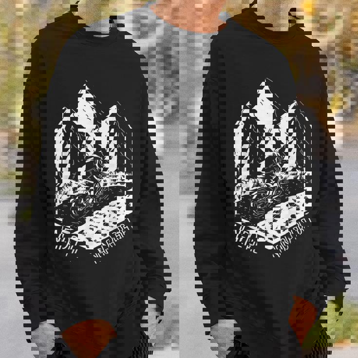 ナンガ パルバット トレイル マウンテンバイク ネイチャー ハイキング ネパール ツーリスト スウェットシャツ 彼への贈り物