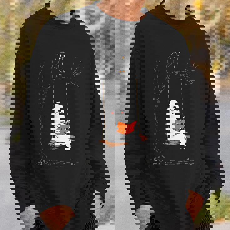 ハロウィン おばけ 読書 かわいい マジカル 本 恋人 本の虫 スウェットシャツ 彼への贈り物