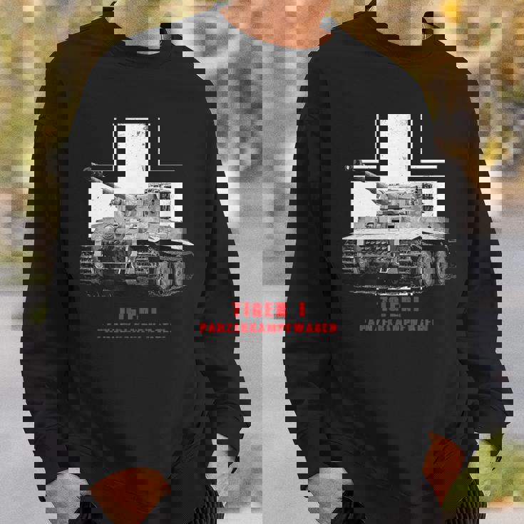 バトルタンクww2戦車タイガーi スウェットシャツ 彼への贈り物