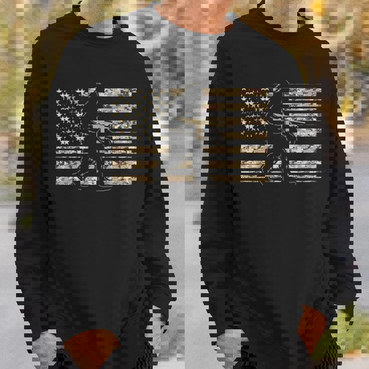 ビッグフットガンオーナー アメリカ国旗 ミリタリー サスカッチ Ar15 長袖tシャツ スウェットシャツ 彼への贈り物