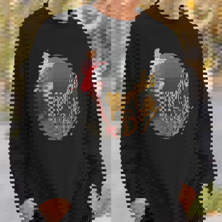 ピンナップガールww2 B-17フライングフォートレスメンフィス・ベル スウェットシャツ 彼への贈り物