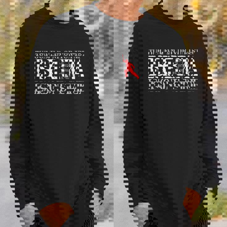 フィリピンの格闘技 Mmaルチャドール カリ・アーニス エスクリマ スウェットシャツ 彼への贈り物