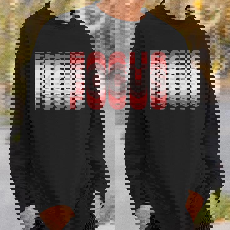 フォーカス 錯覚 ぼやけたトリッピー 長袖tシャツ スウェットシャツ 彼への贈り物