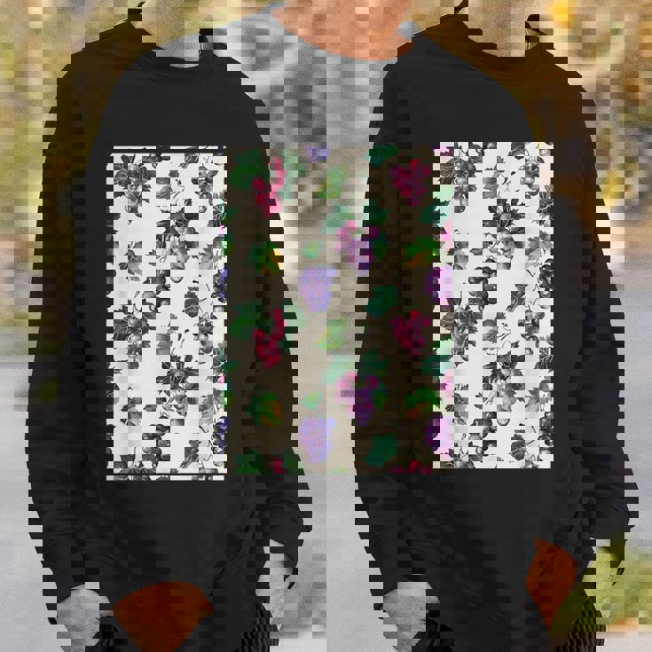 ミニマリストのブドウ柄アート。 スウェットシャツ 彼への贈り物