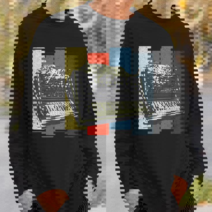 モジュラー シンセサイザー キーボード テクノ ビンテージ アナログ 猫 長袖tシャツ スウェットシャツ 彼への贈り物