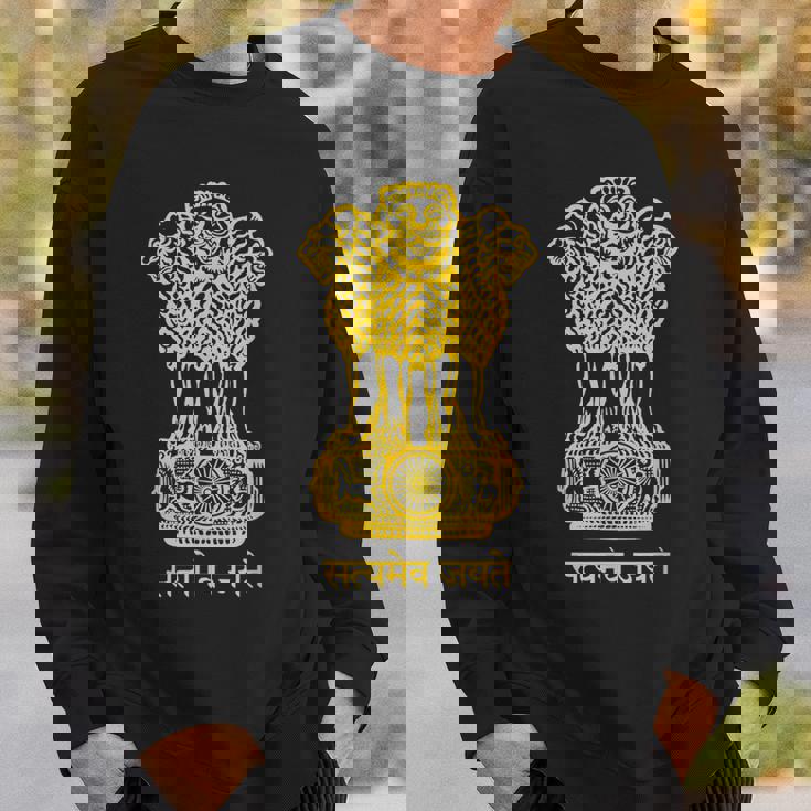 ライオンエンブレム インド国旗 ヒヌ ヒンディー語 デリー ムンバイ スウェットシャツ 彼への贈り物