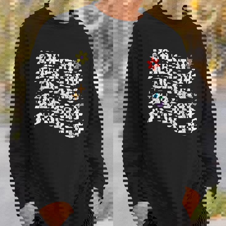 レトログルーヴィーなあなたは、決してあまりにも多くのgrazynaを持つことはできません スウェットシャツ 彼への贈り物