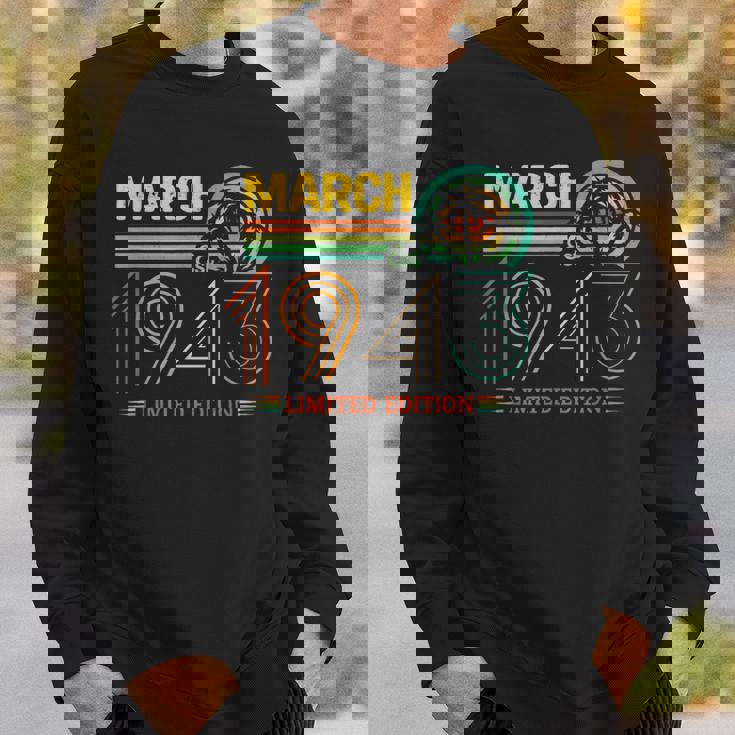 レトロマーチバースデー1943年限定版ヴィンテージ83歳。 スウェットシャツ 彼への贈り物