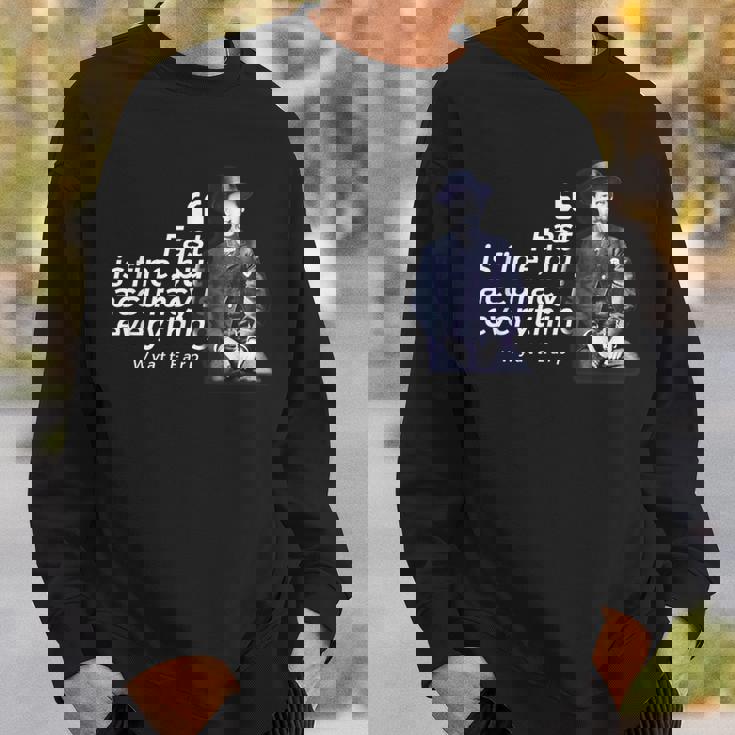 ワイアット・アープ 引用句 アメリカ西部の英雄的ローマン スウェットシャツ 彼への贈り物