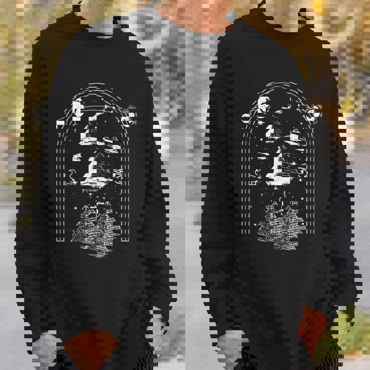 宇宙人 陰謀論 I Ufo I 古代エジプトのピラミッド スウェットシャツ 彼への贈り物