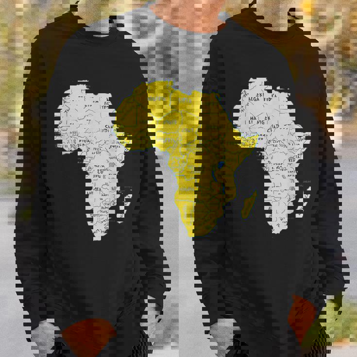 手描きアフリカ地図tシャツ 国名付き スウェットシャツ 彼への贈り物