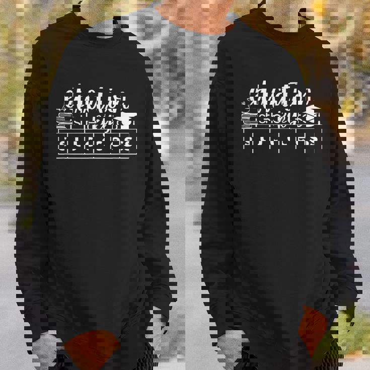 教育は成功への鍵 スウェットシャツ 彼への贈り物