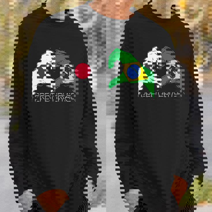 日本とブラジル ブラジル 日本人 パーフェクトヘリテージ ハート 長袖tシャツ スウェットシャツ 彼への贈り物