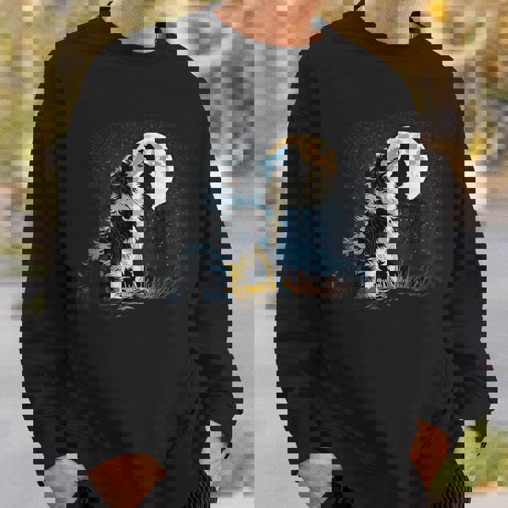 月に吠える美しいボーダーコリー犬 スウェットシャツ 彼への贈り物