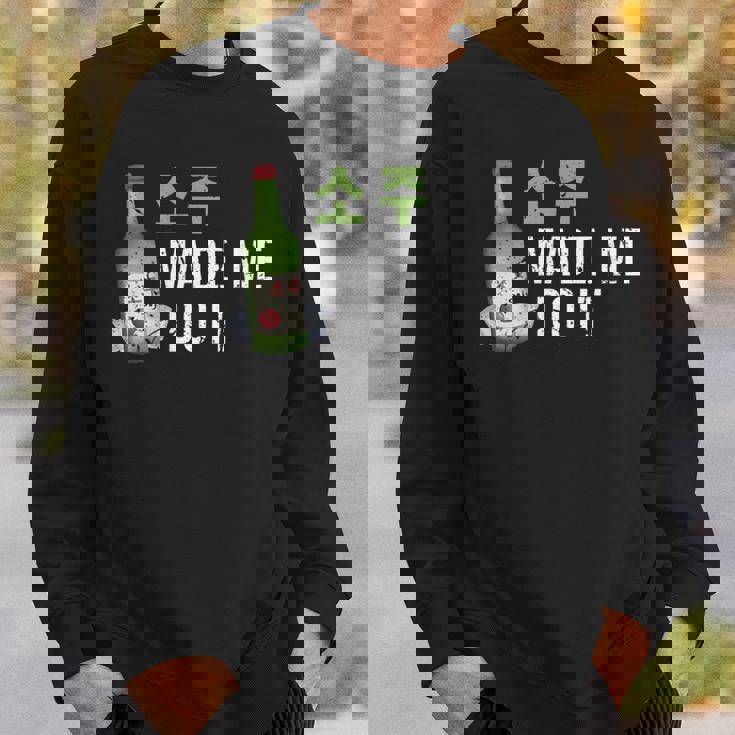 焼酎は私にそれをさせましたハングル韓国で面白い韓国の飲み物 スウェットシャツ 彼への贈り物