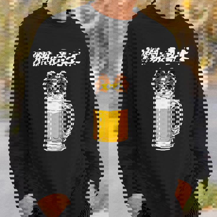 燃料は酒 パピヨン グッズ 犬好き おもしろ 面白い ネタ 笑える 飲み会 スウェットシャツ 彼への贈り物