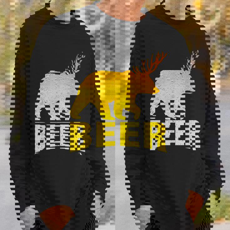 狩猟 ビール スピリット 動物 ティー ベア 鹿 ティー ビール クマ 鹿 スウェットシャツ 彼への贈り物