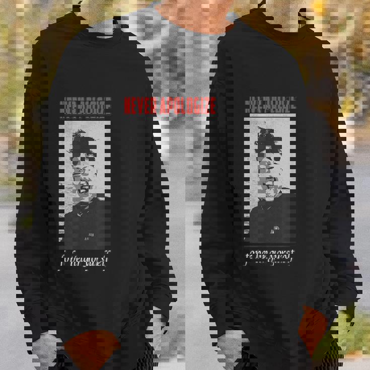 独裁者キム・ジョンウン・ティーは自分らしくいることを決して謝らない スウェットシャツ 彼への贈り物