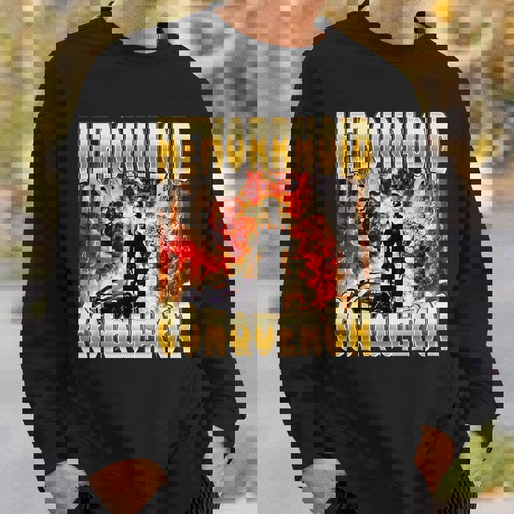 痔 征服者 ジョーク 攻勢 奇妙 面白い ミーム クリンジ スウェットシャツ 彼への贈り物