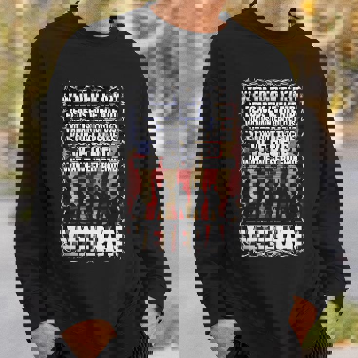 私たちは戦わなかった 私たちは愛しました 退役軍人 アメリカの旗 愛国的 長袖tシャツ スウェットシャツ 彼への贈り物