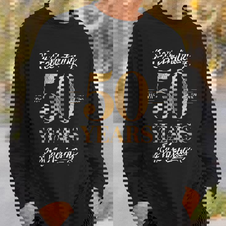 結婚 50 周年を祝う 1976 年 2026 年のゴールデン デザイン スウェットシャツ 彼への贈り物