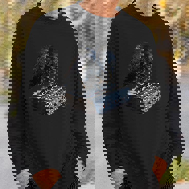 面白いtシャツ 鳥 カラス シンセサイザー メンズ グッズ おもしろ 面白い 服 ネタ バードウォッチング スウェットシャツ 彼への贈り物