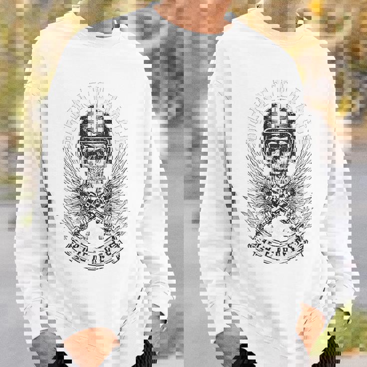 Born To Race Ride Forever スカルバイカーデザイン スウェットシャツ 彼への贈り物