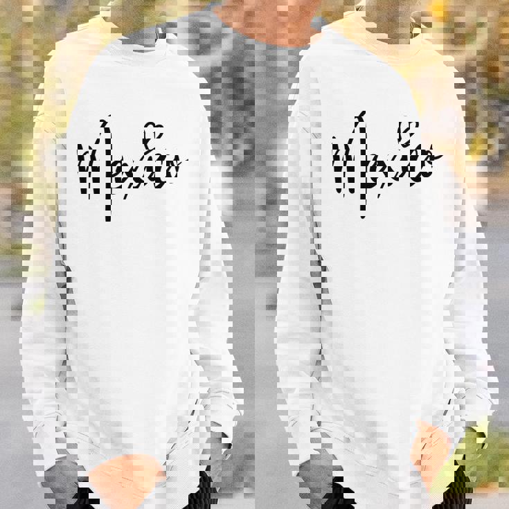 Love Mexico キュート ハート 誇り メキシコ人 愛 メキシコ 長袖tシャツ スウェットシャツ 彼への贈り物