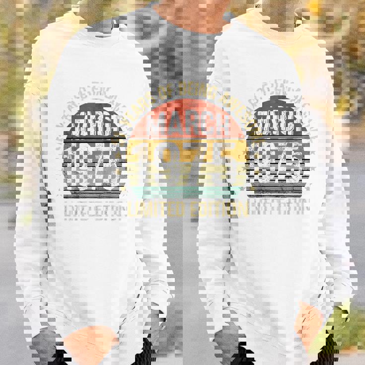 On Back 3月の誕生日 Est 1975年限定版 51St スウェットシャツ 彼への贈り物