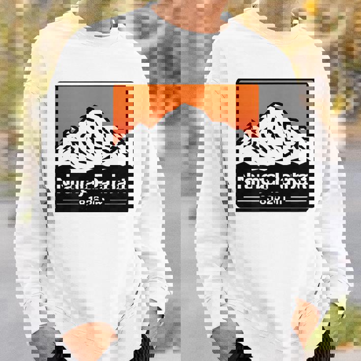 ナンガパルバット スウェットシャツ 彼への贈り物