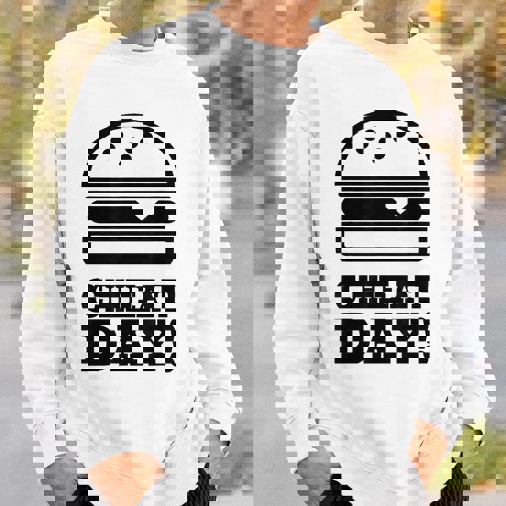 ファニージム チートデー ハンバーガー キャブ フード スウェットシャツ 彼への贈り物