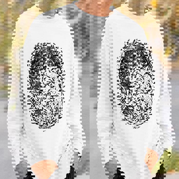 天の陰陽狐 太陽と月 ボーホーウッドランドアート スウェットシャツ 彼への贈り物