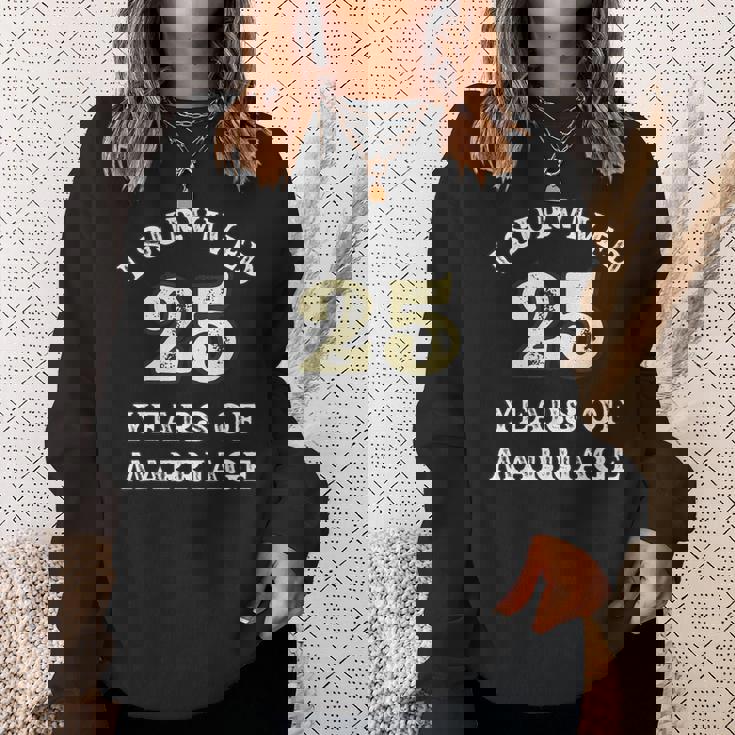 25 Years Of Marriage For ギフト 結婚25周年記念 スウェットシャツ 彼女への贈り物