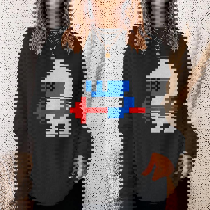 8ビット80年代レトロクラシックビデオゲームキャラクターダグヒーロー スウェットシャツ 彼女への贈り物