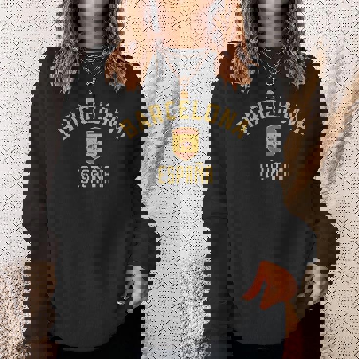 Barcelonapain スペイン、バルセロナ 長袖tシャツ スウェットシャツ 彼女への贈り物