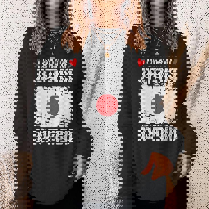 I Love My Hot Japanese Boyfriend Couple Japan Flag スウェットシャツ 彼女への贈り物