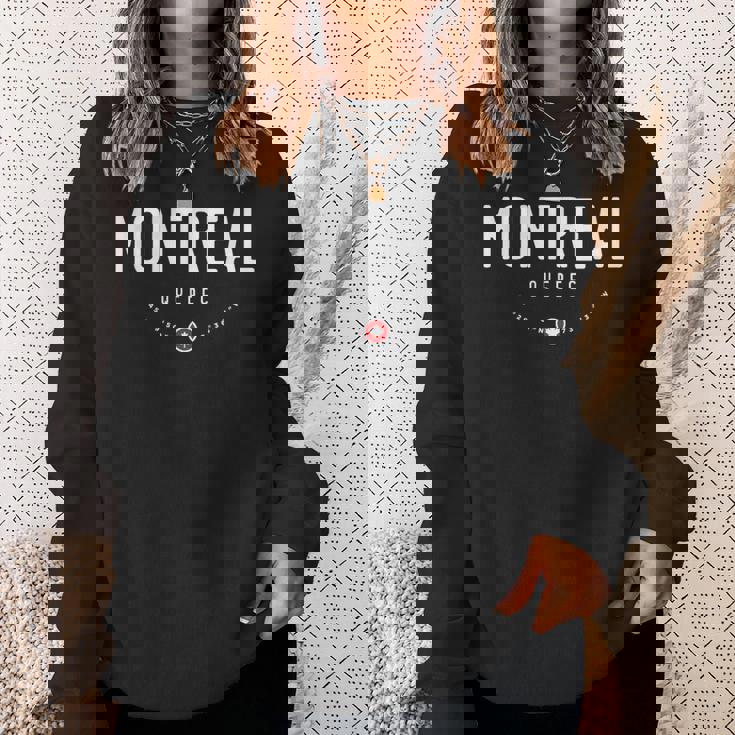 Montreal Quebec Canada スウェットシャツ 彼女への贈り物