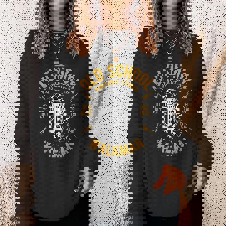 Oldchool Walkman Rocknroll And Music スウェットシャツ 彼女への贈り物