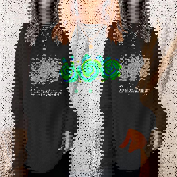 Peace Lovehenaniganst Patrick's Day Green Tie Dye スウェットシャツ 彼女への贈り物