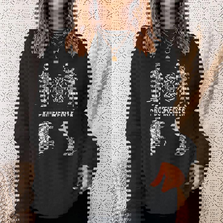 Proud 消防士 消防用品 グラフィック シンボル 消防士 長袖tシャツ スウェットシャツ 彼女への贈り物