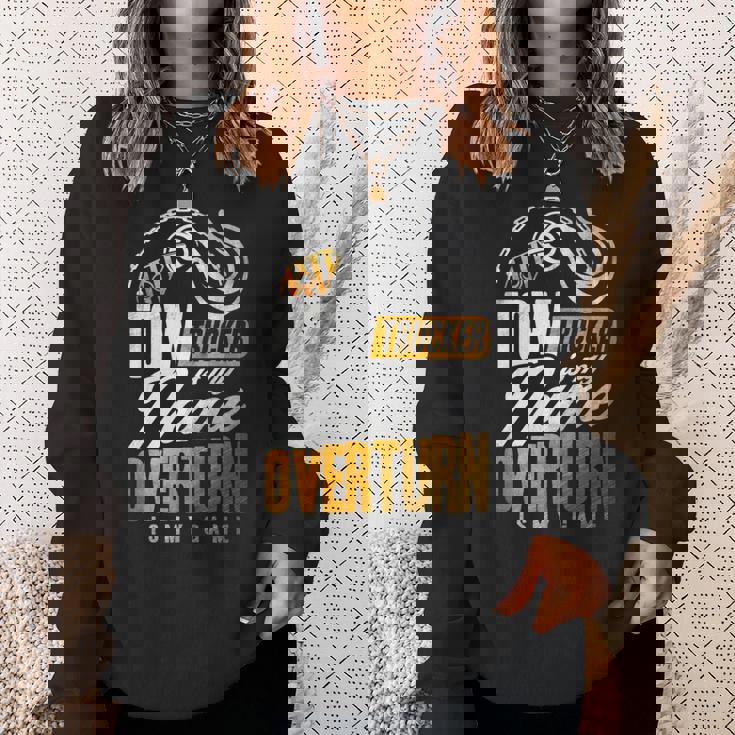 Tow Trucker Is My Name Overturn Is My Game Driver Wrecker 長袖tシャツ スウェットシャツ 彼女への贈り物