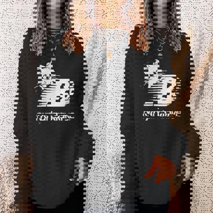 「Nyan Balance」ニャンバランス グラフィック かわいい ねこ スウェットシャツ 彼女への贈り物