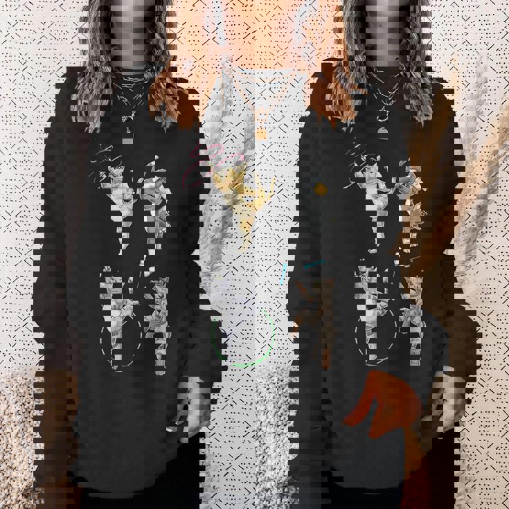 おもしろ新体操猫 スウェットシャツ 彼女への贈り物