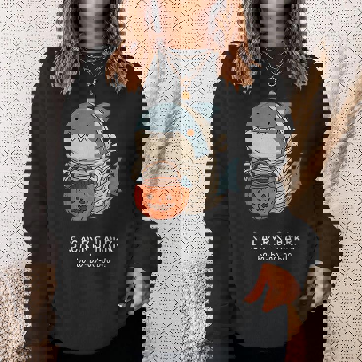 かわいいサメ ミイラ ハロウィン メンズ レディース キッズ おもしろサメ スウェットシャツ 彼女への贈り物