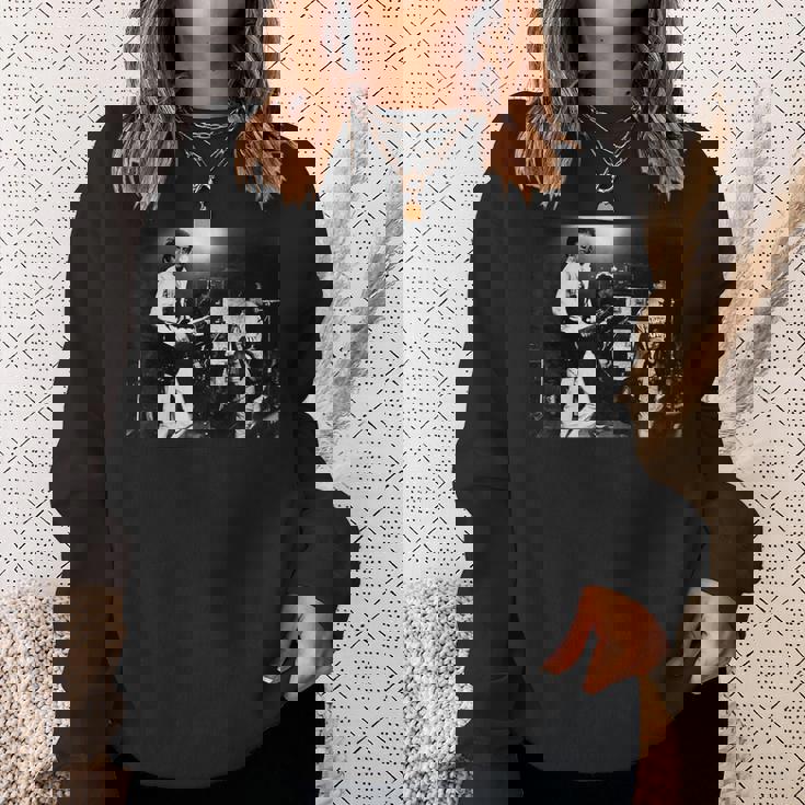 ザ・クラッシュ・アイ・ファイト・ザ・ロー・ホワイト・ライオット・ツアー スウェットシャツ 彼女への贈り物