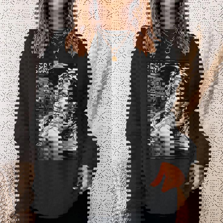 セクシーガールグラフィックtシャツ セクシーブロンドメカニックピンナップガールbw スウェットシャツ 彼女への贈り物