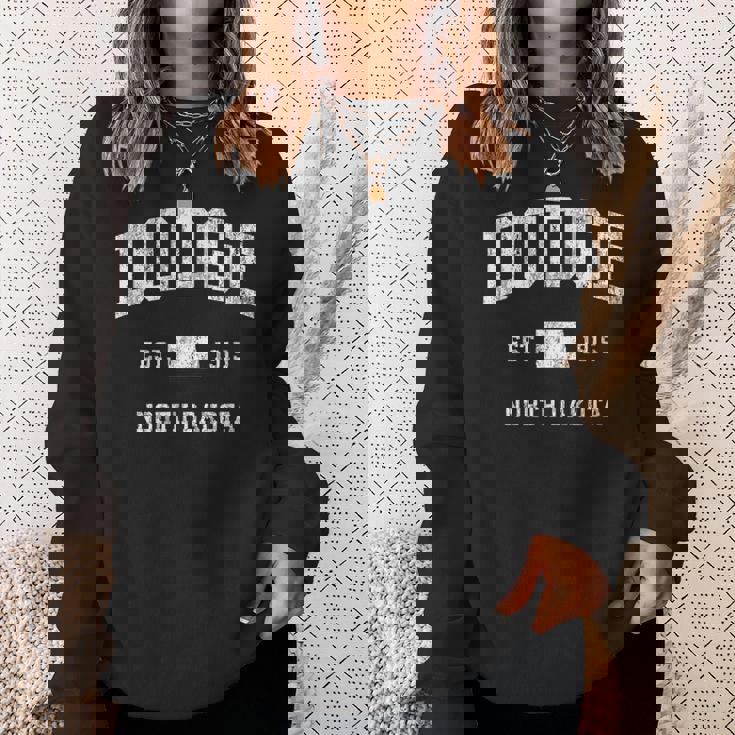 ダッジ ノースダコタ Nd ヴィンテージ アスレチック スポーツデザイン スウェットシャツ 彼女への贈り物